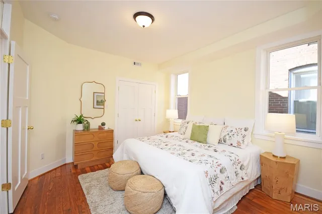 $399,000 | 4271 Russell Boulevard, St. Louis, MO 63110