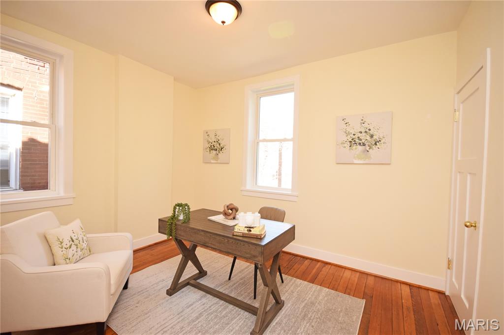 4271 Russell Boulevard St. Louis, MO 63110 - Photo 19 of 28