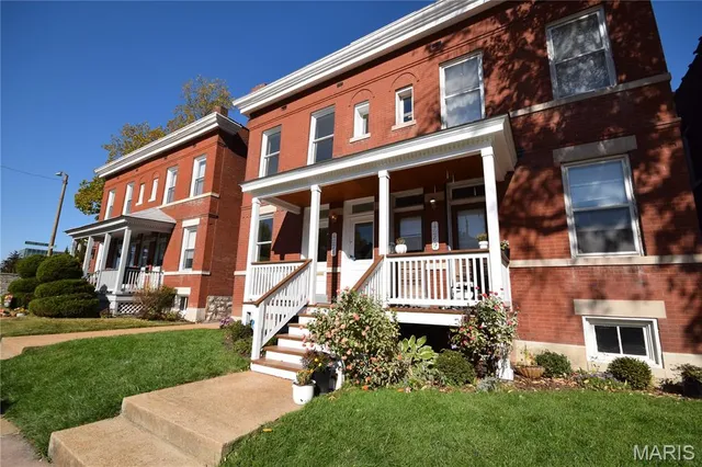 $399,000 | 4271 Russell Boulevard, St. Louis, MO 63110