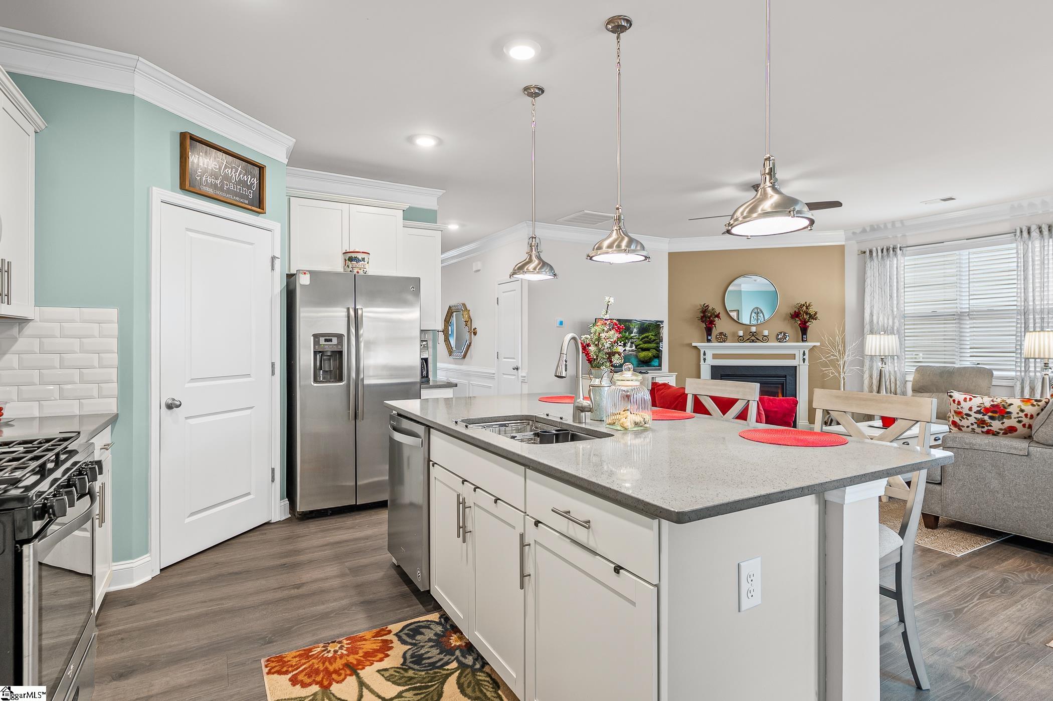 607 Raleighwood Lane Simpsonville, SC 29681 - Photo 14 of 40