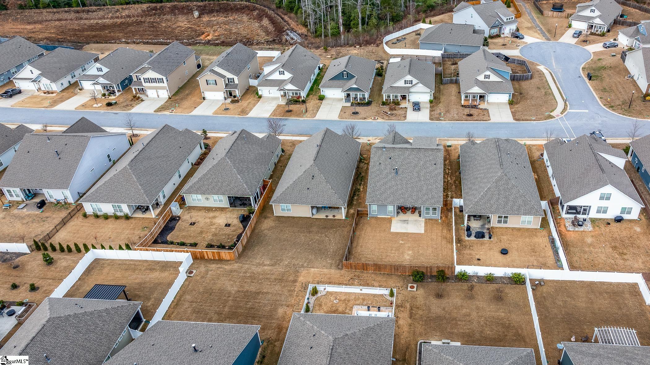 607 Raleighwood Lane Simpsonville, SC 29681 - Photo 35 of 40