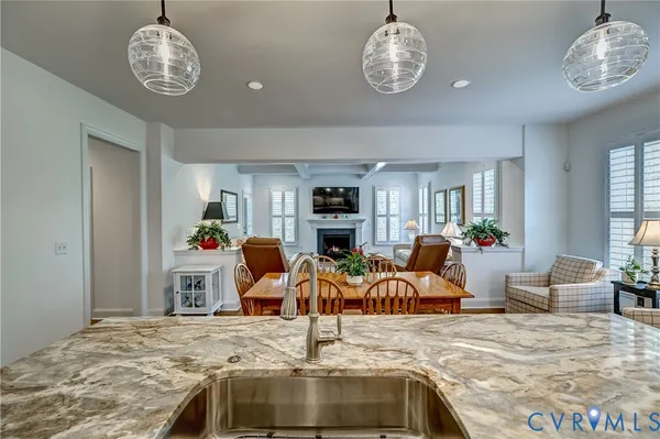 a view of a livingroom with furniture