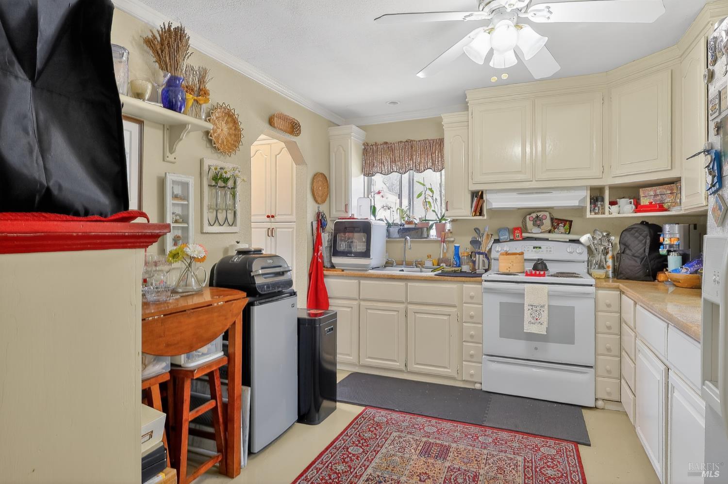 651 Russell Avenue Santa Rosa, CA 95403 - Photo 5 of 17