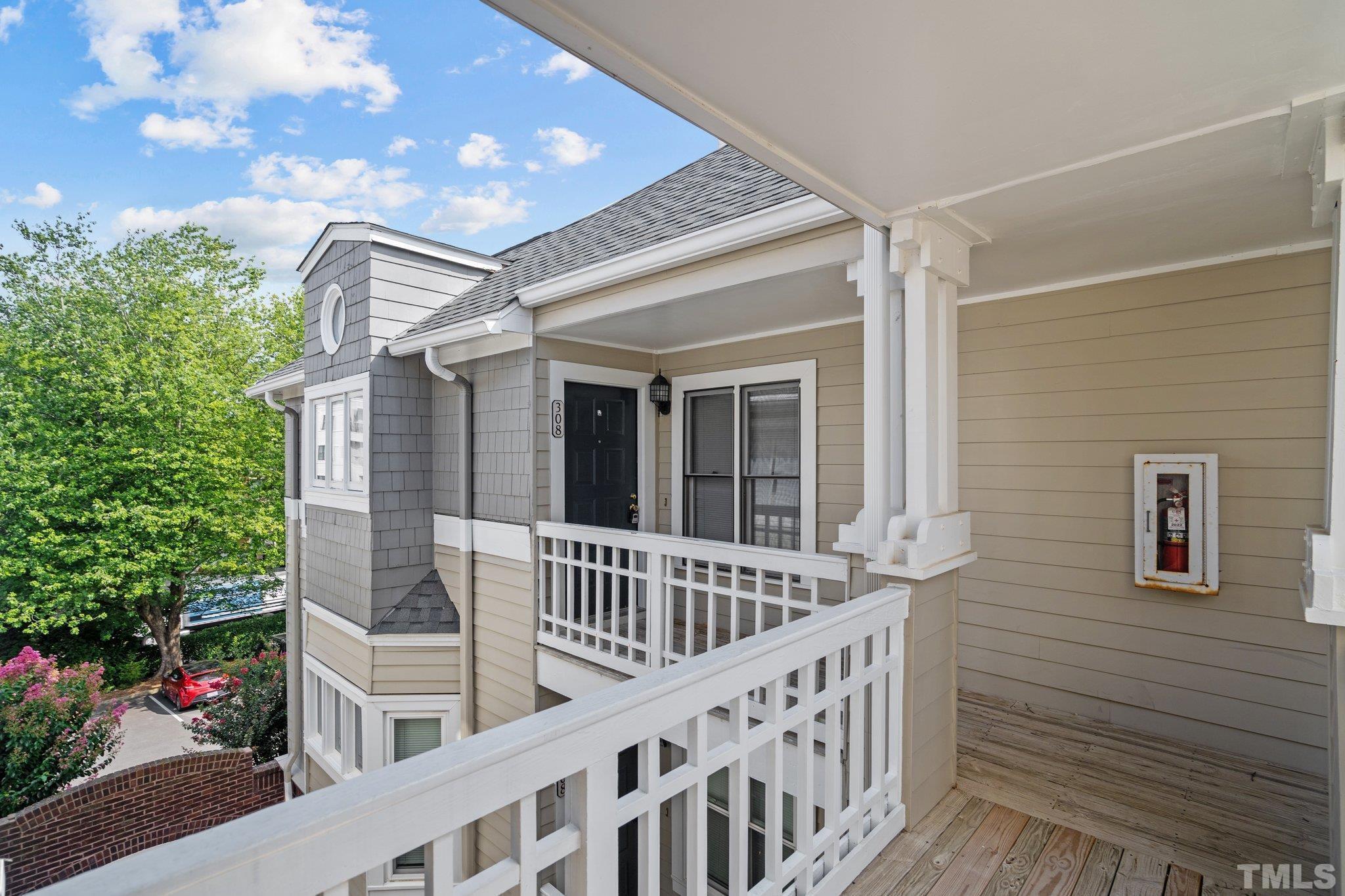1021 Brighthurst Drive, Unit 308 Raleigh, NC 27605 - Photo 3 of 46 Photo #4