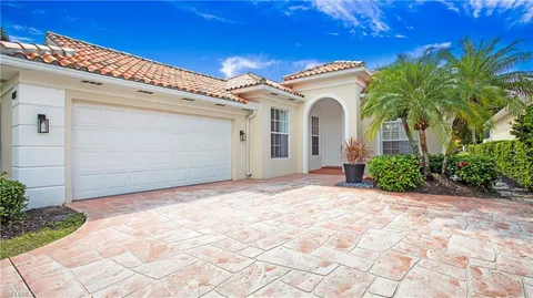 $775,000 | 4473 Novato Court, Naples, FL 34109