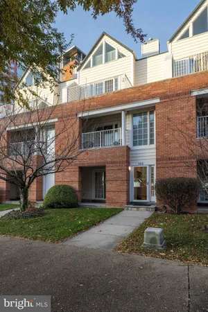 $479,900 | 156 Christina Landing Drive, Wilmington, DE 19801