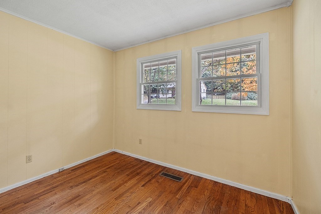 34 Bean Road Sterling, MA 01564 - Photo 19 of 28 Gallery Image 19
