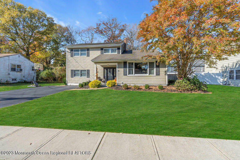 17 Eisele Avenue Asbury Park, NJ 07712 - Photo 4 of 52 a front view of house with yard
