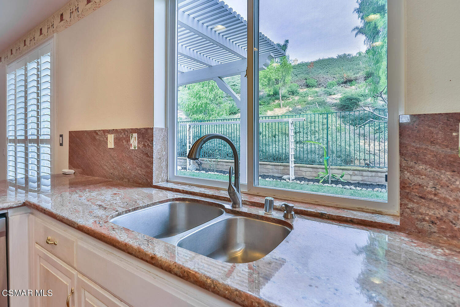 2875 Limestone Drive Thousand Oaks, CA 91362 - Photo 14 of 41 fKitchen4