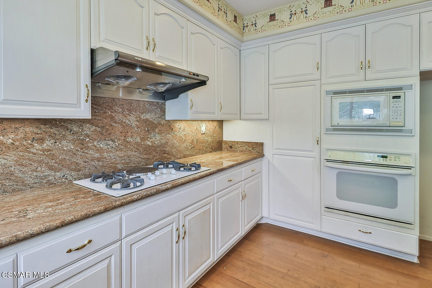 2875 Limestone Drive Thousand Oaks, CA 91362 - Photo 15 of 41 fKitchen5