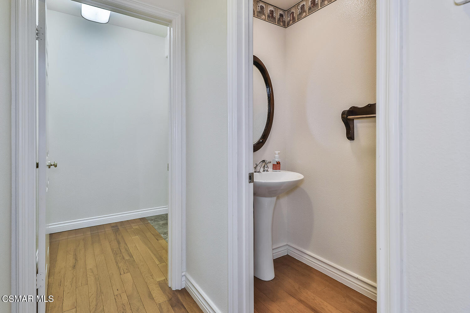 2875 Limestone Drive Thousand Oaks, CA 91362 - Photo 17 of 41 dPowder1