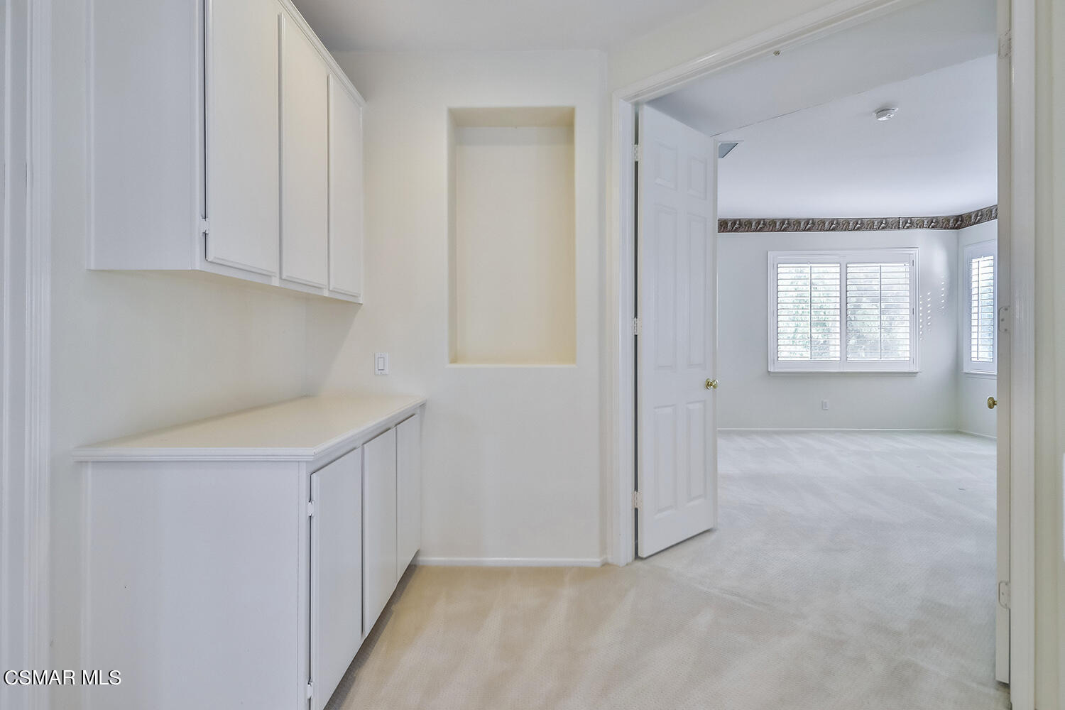 2875 Limestone Drive Thousand Oaks, CA 91362 - Photo 25 of 41 kMain Bedroom Suite1