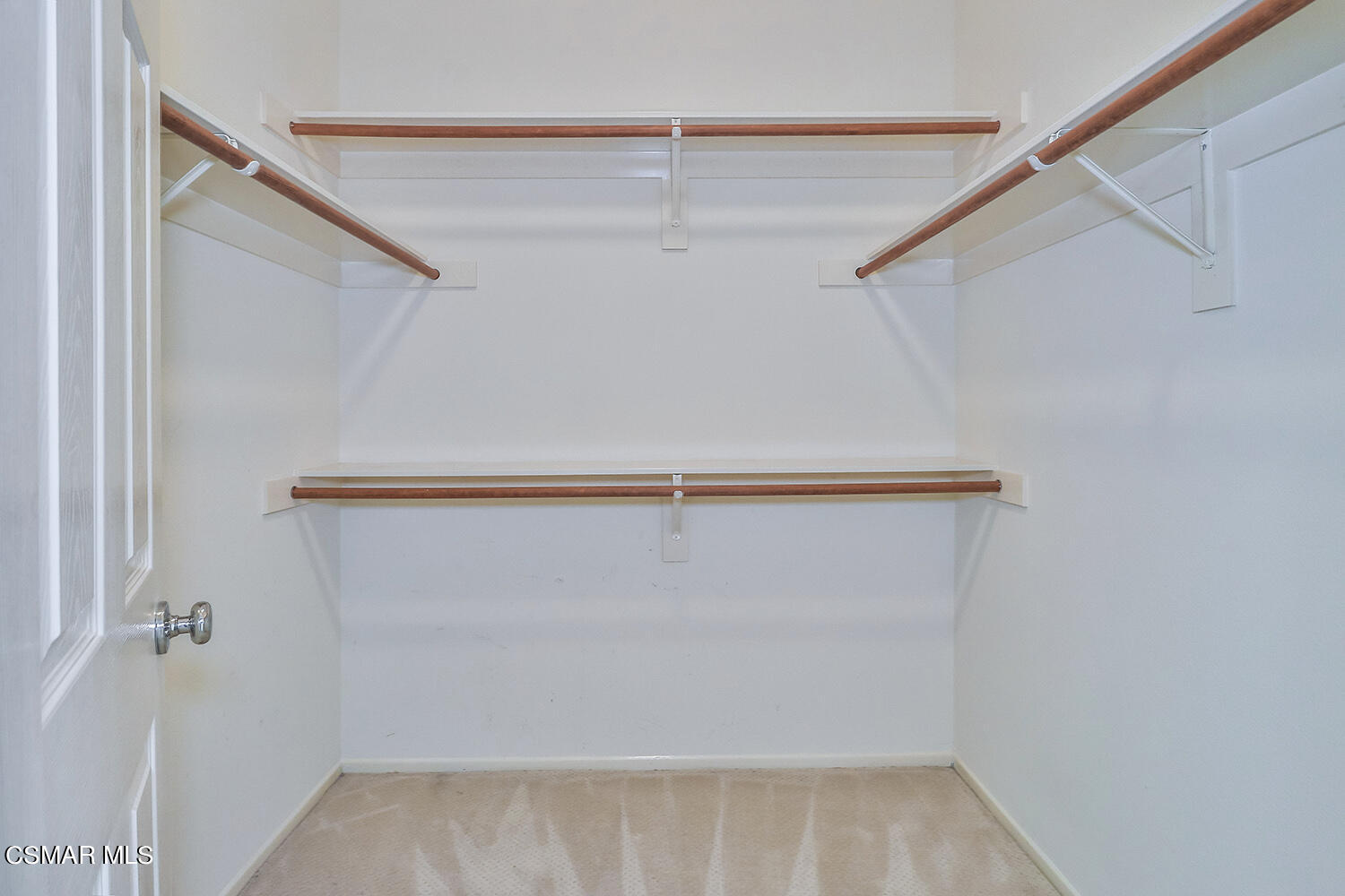 2875 Limestone Drive Thousand Oaks, CA 91362 - Photo 28 of 41 kMain Bedroom Suite6