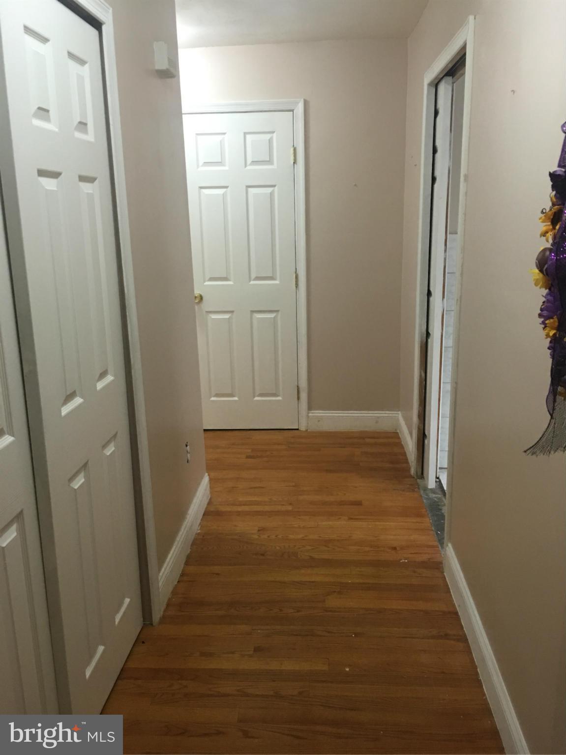 8201 Watersedge Road Baltimore, MD 21222 - Photo 8 of 16 View