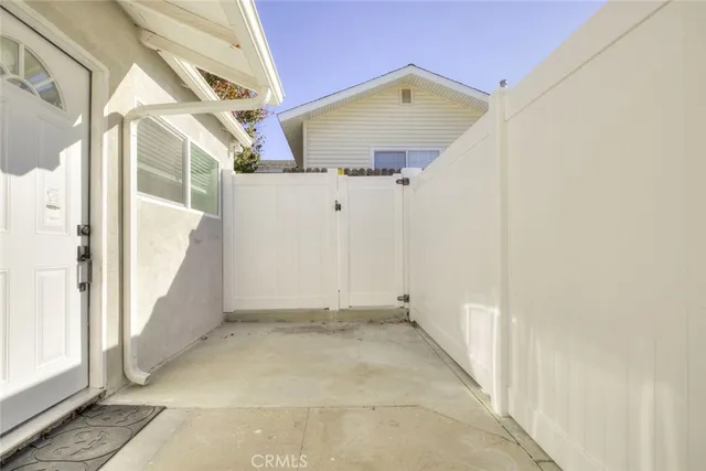 a view of an entryway