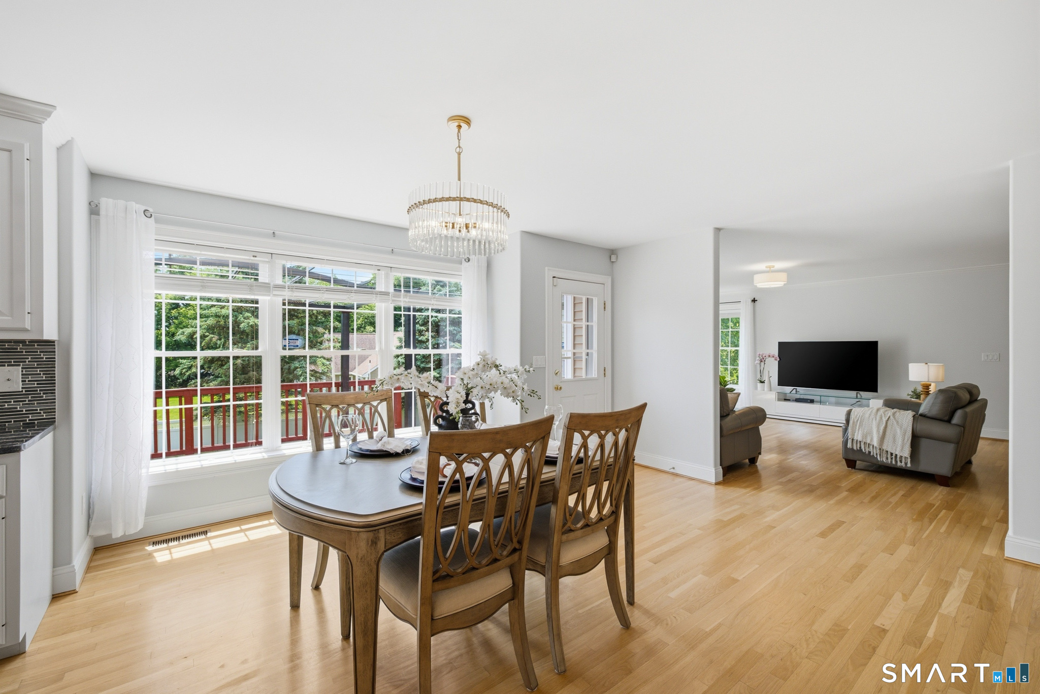 136 Talcott Ridge Road South Windsor, CT 06074 - Photo 10 of 40
