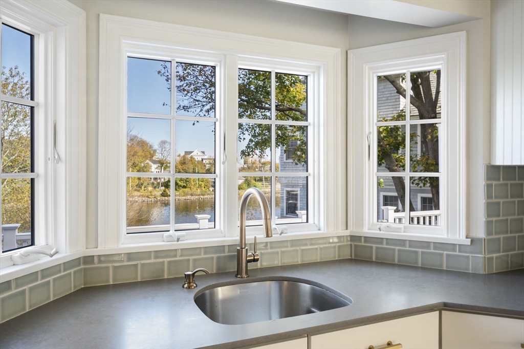 577 Jerusalem Road Cohasset, MA 02025 - Photo 7 of 23