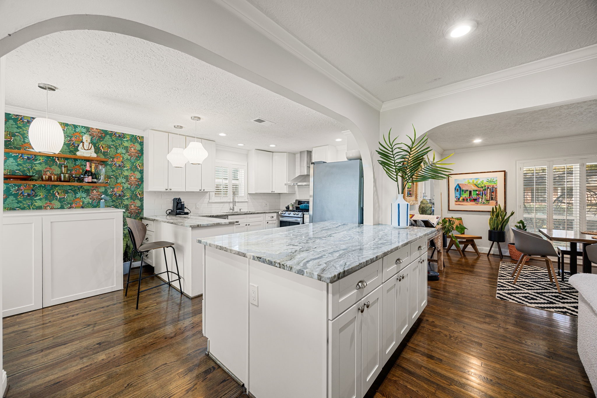 4819 Chantilly Lane Houston, TX 77092 - Photo 12 of 38