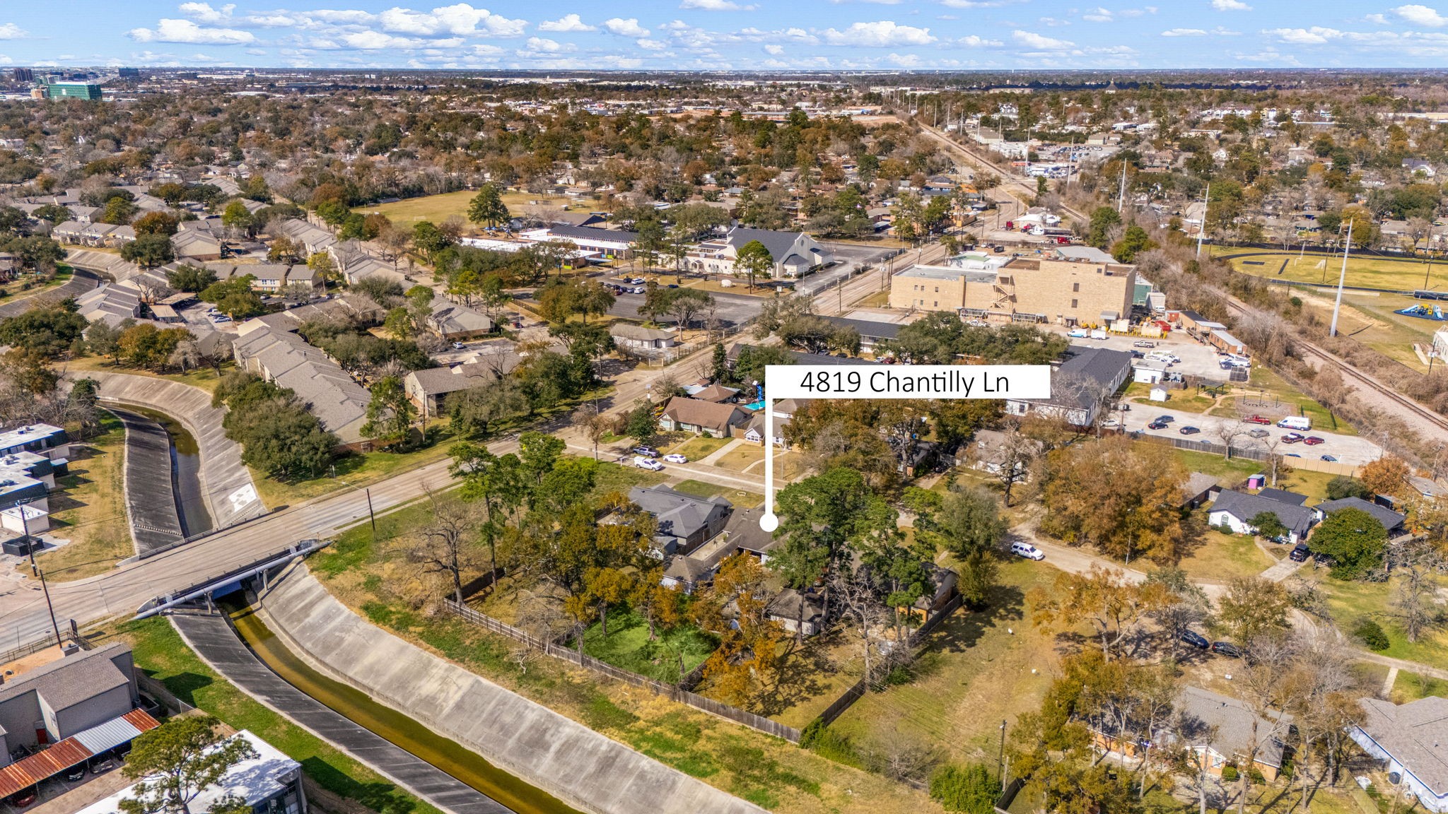 4819 Chantilly Lane Houston, TX 77092 - Photo 36 of 38