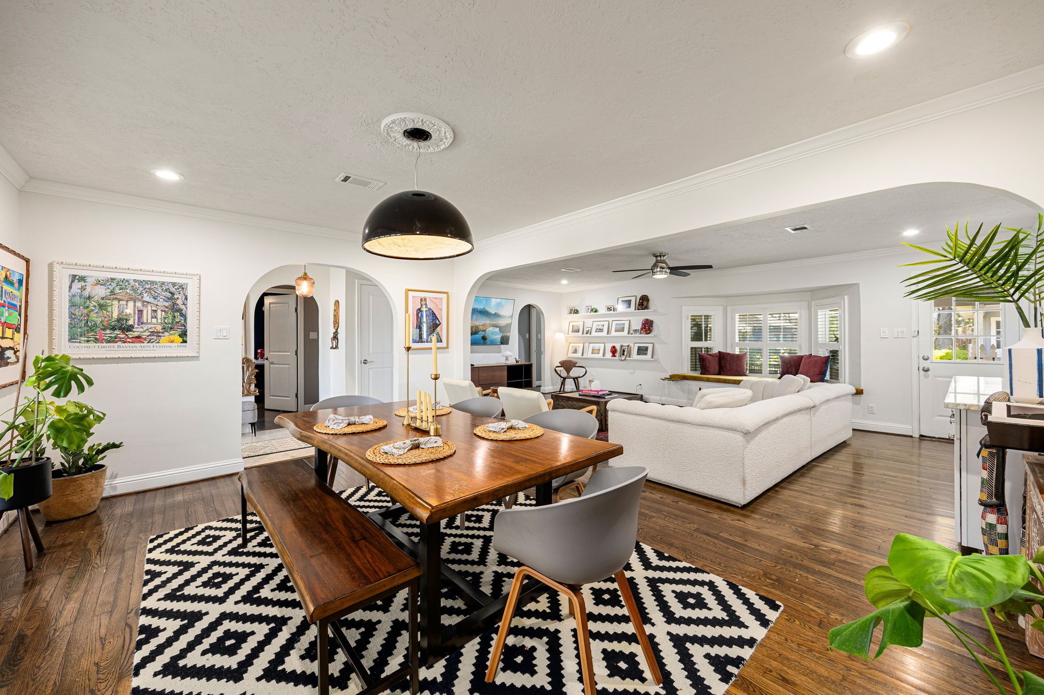 4819 Chantilly Lane Houston, TX 77092 - Photo 7 of 38