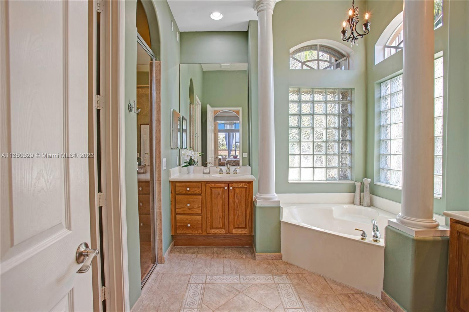 3060 Southwest 195th Terrace Miramar, FL 33029 - Photo 14 of 76