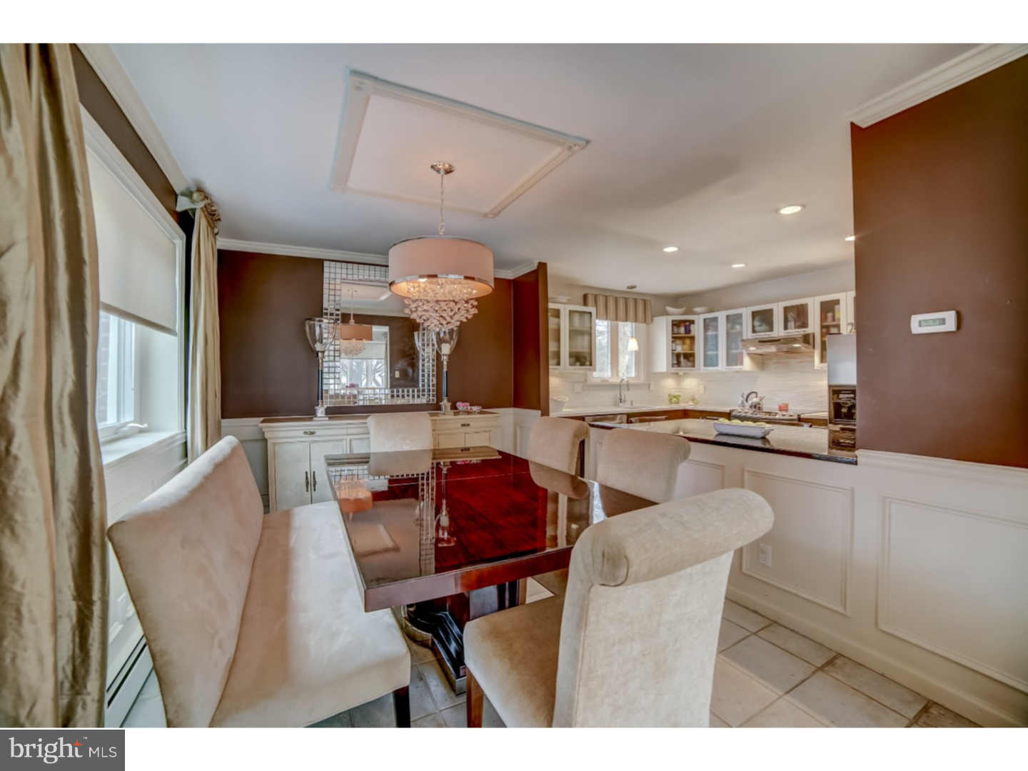 329 Rittenhouse Circle Havertown, PA 19083 - Photo 5 of 25 Dining Room
