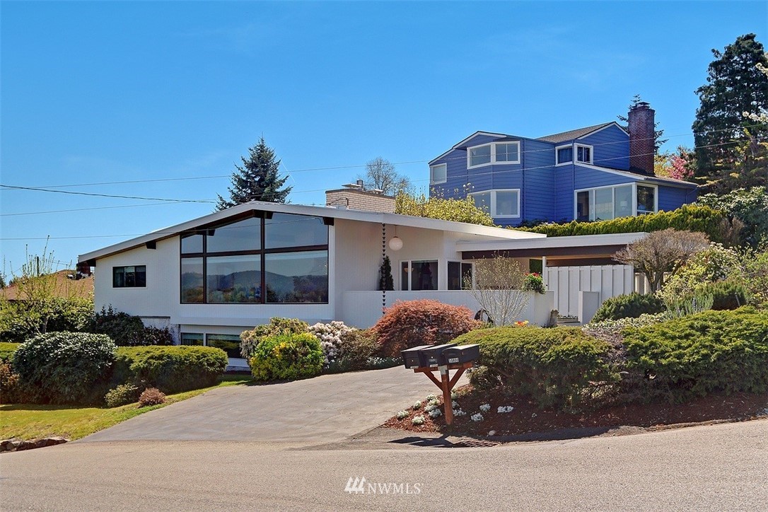 10804 Rowan Road South Seattle, WA 98178 - Photo 2 of 40