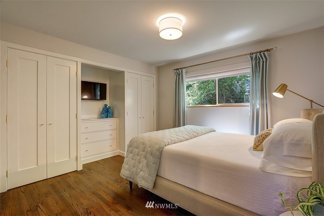 10804 Rowan Road South Seattle, WA 98178 - Photo 19 of 40