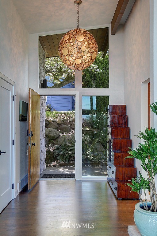 10804 Rowan Road South Seattle, WA 98178 - Photo 4 of 40