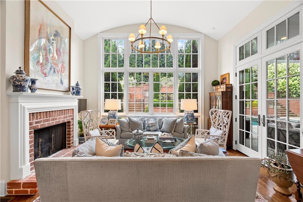 315 East Line Street Calhoun, GA 30701 - Photo 19 of 71