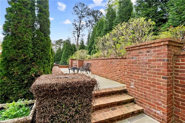 $1,795,000 | 315 East Line Street, Calhoun, GA 30701