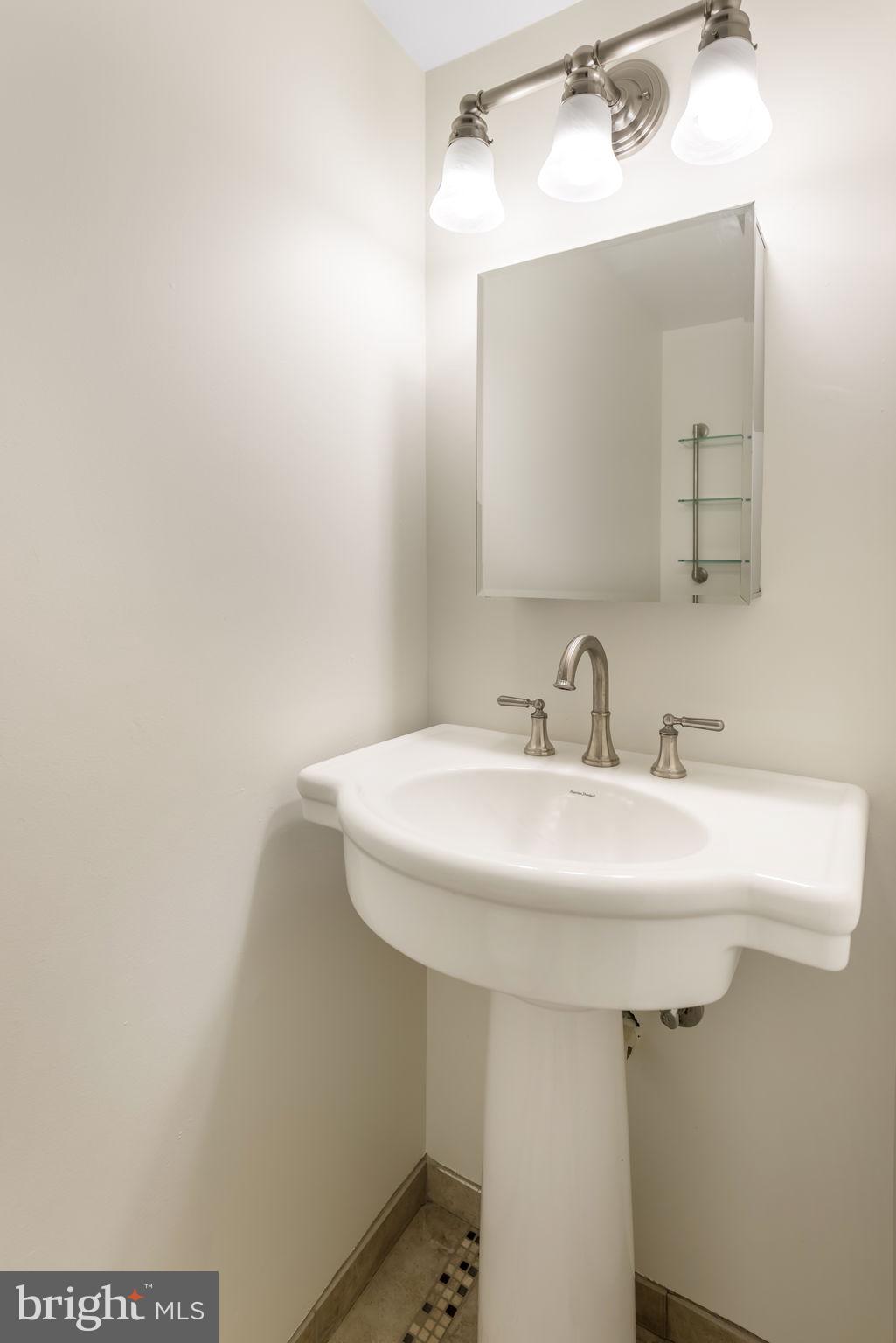 8371 Luce Court Springfield, VA 22153 - Photo 10 of 21