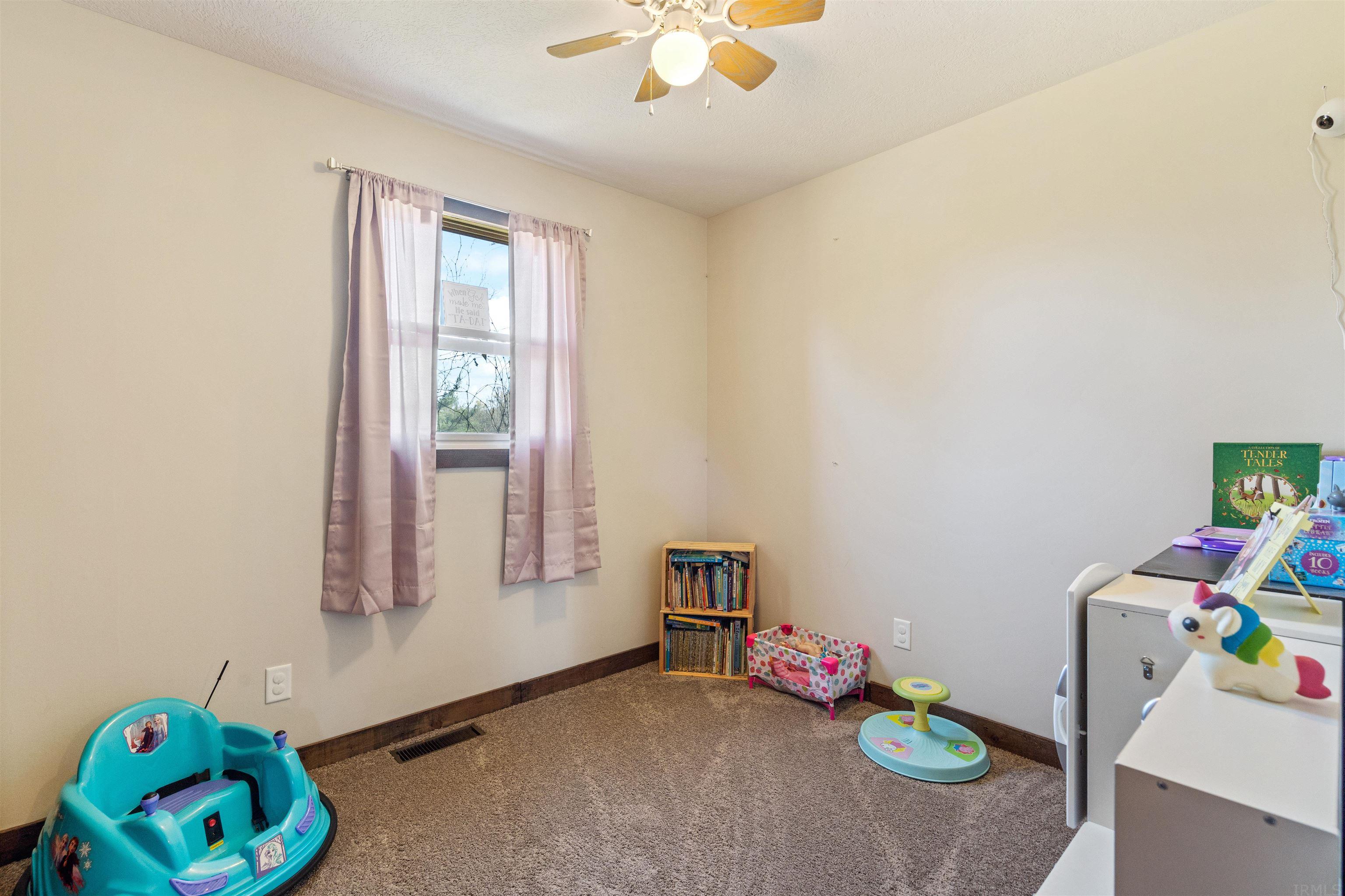 5240 West Woodyard Road Bloomington, IN 47404 - Photo 15 of 29