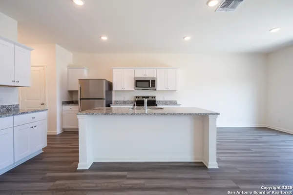 $1,895 | 14719 Wildcat Basin, San Antonio, TX 78253