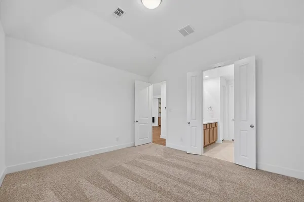 a view of a livingroom with an empty space