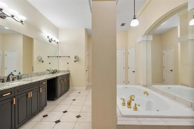 $800,000 | 1910 Glenwood Oaks Lane, DeLand, FL 32720