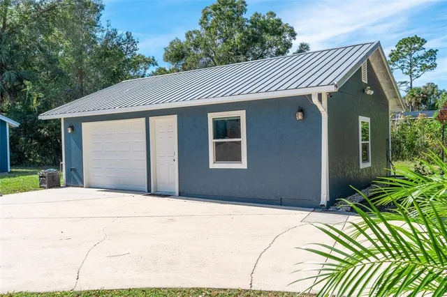 $800,000 | 1910 Glenwood Oaks Lane, DeLand, FL 32720