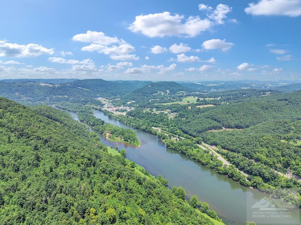 250 Robertson Mountain Road Narrows, VA 24124 - Photo 20 of 40 Gallery Image 20