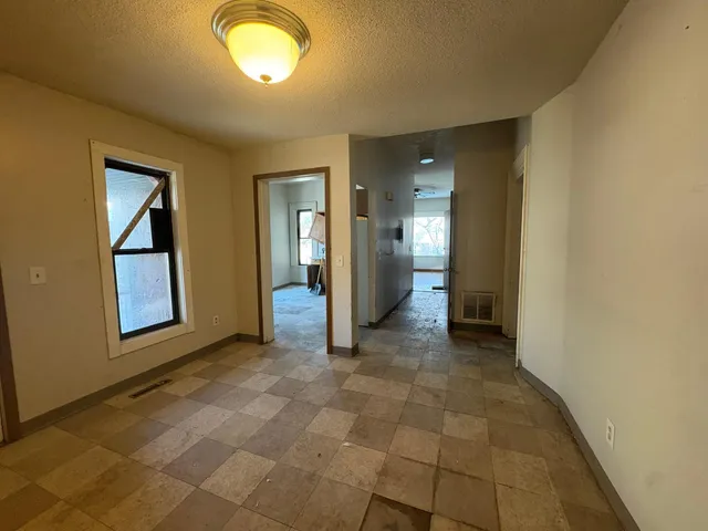 $300,000 | 2106 Elliot Avenue, Minneapolis, MN 55404