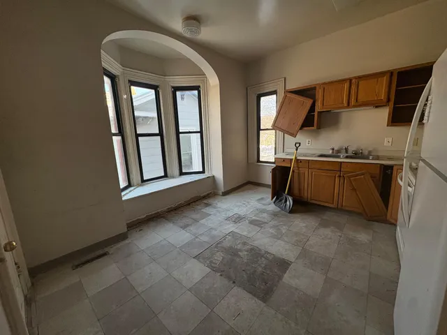 $300,000 | 2106 Elliot Avenue, Minneapolis, MN 55404