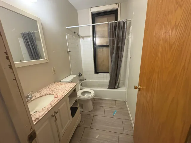 $300,000 | 2106 Elliot Avenue, Minneapolis, MN 55404