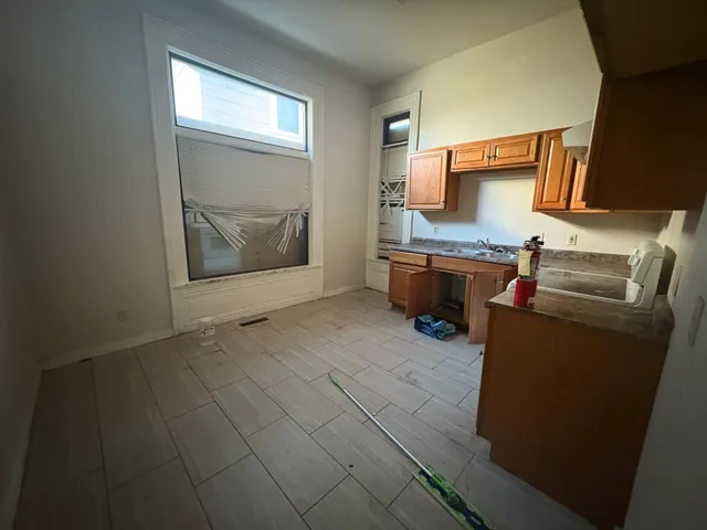 $300,000 | 2106 Elliot Avenue, Minneapolis, MN 55404