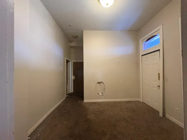 $300,000 | 2106 Elliot Avenue, Minneapolis, MN 55404