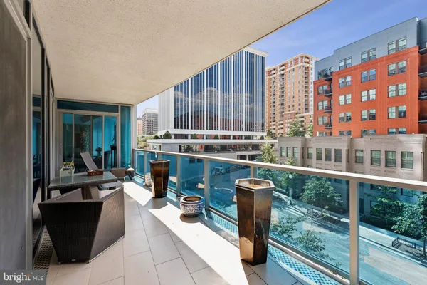 $1,685,000 | 1881 North Nash Street, Unit 302, Arlington, VA 22209