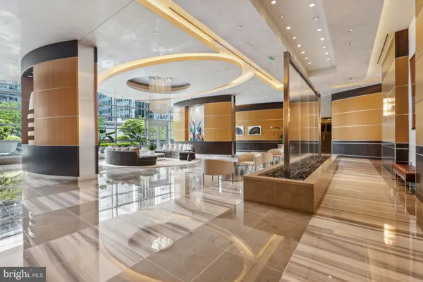 $1,685,000 | 1881 North Nash Street, Unit 302, Arlington, VA 22209