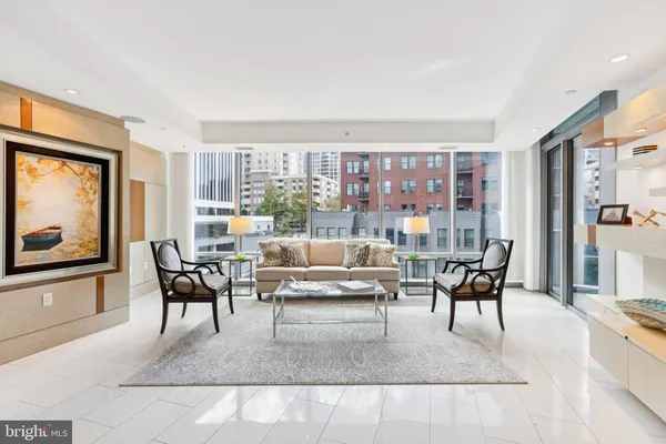 $1,685,000 | 1881 North Nash Street, Unit 302, Arlington, VA 22209
