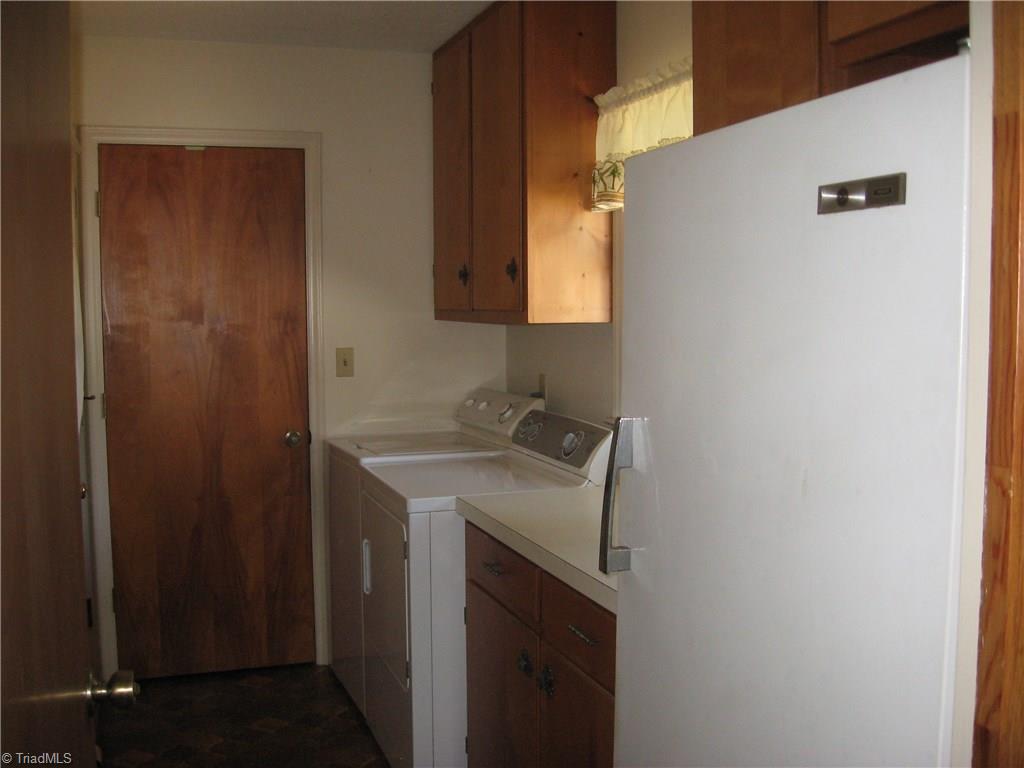 3225 High Point Road Winston-Salem, NC 27107 - Photo 10 of 22 Gallery Image 10