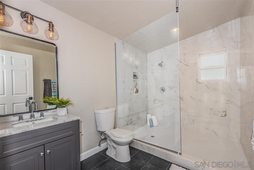 12551 Taunt Road Poway, CA 92064 - Photo 11 of 20