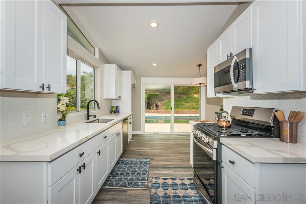 12551 Taunt Road Poway, CA 92064 - Photo 7 of 20