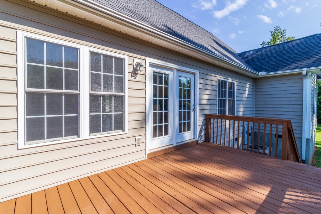 701 Barnes Road Seneca, SC 29672 - Photo 17 of 19 Gallery Image 17